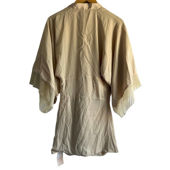 Robed With Love Womens Size S/M Kristy Kimono Champaign Robe NEW - Picture 6 of 7